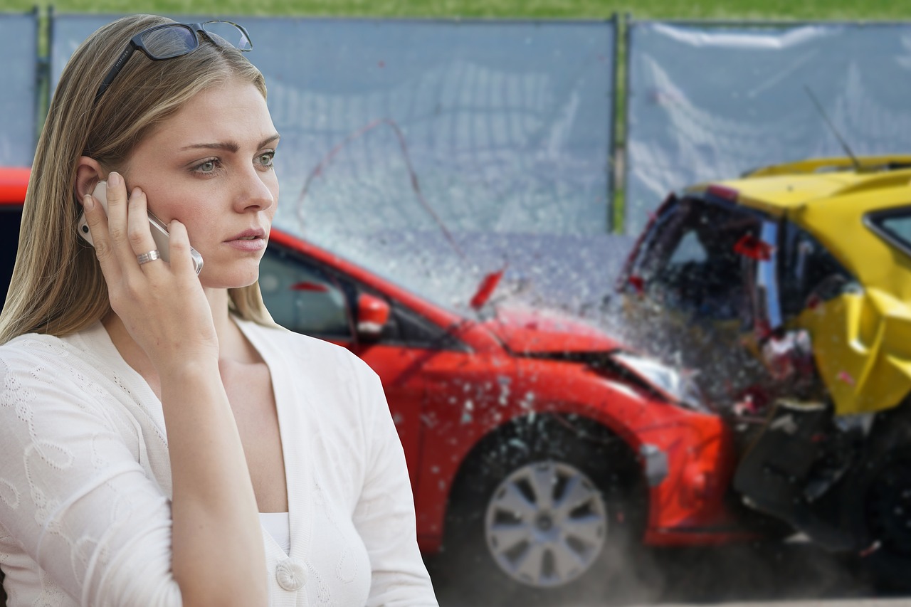What to Avoid Saying to an Insurance Adjuster After a Car Crash