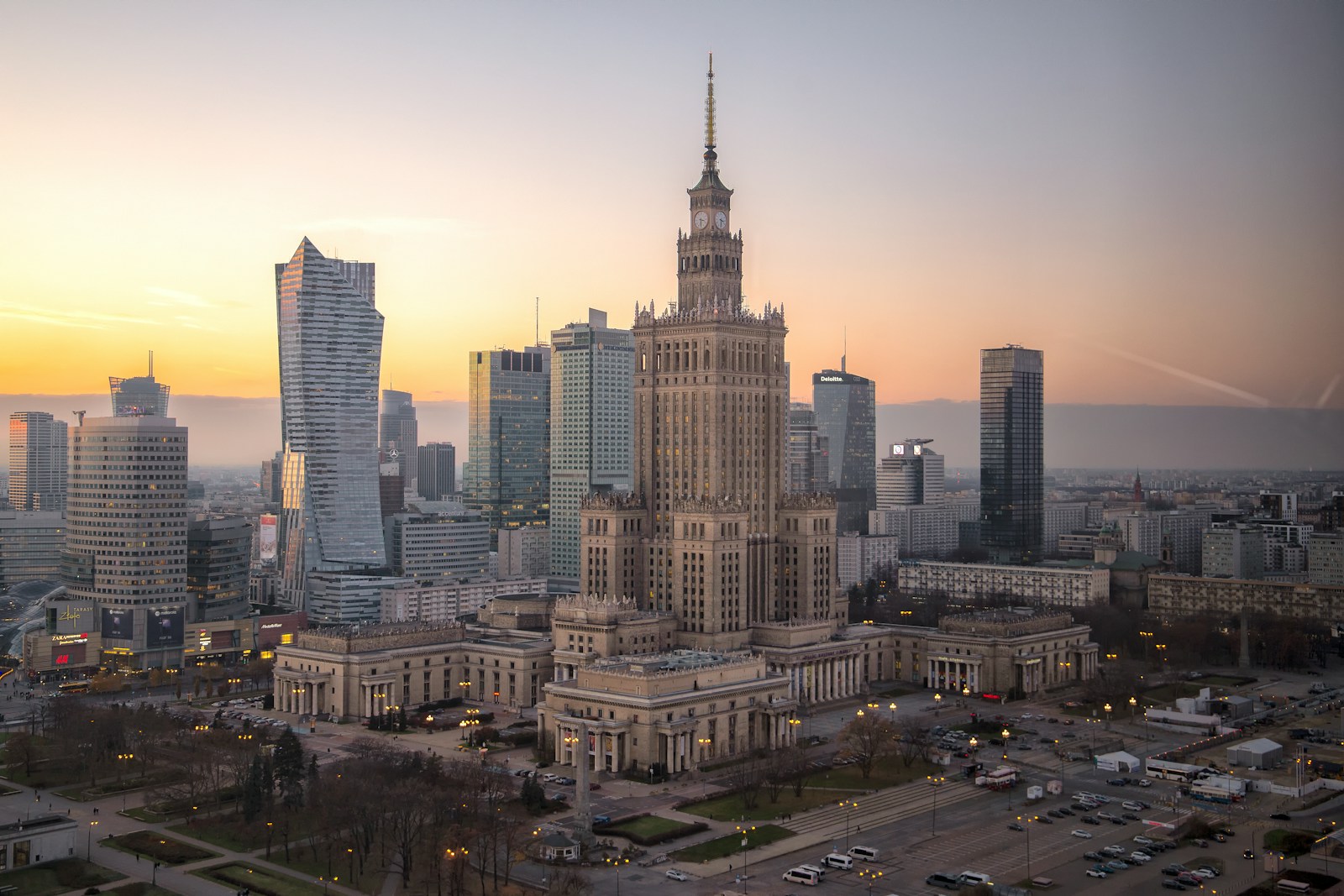 How a Virtual Number in Poland Can Enhance Your Business and Personal Connections 🇵🇱