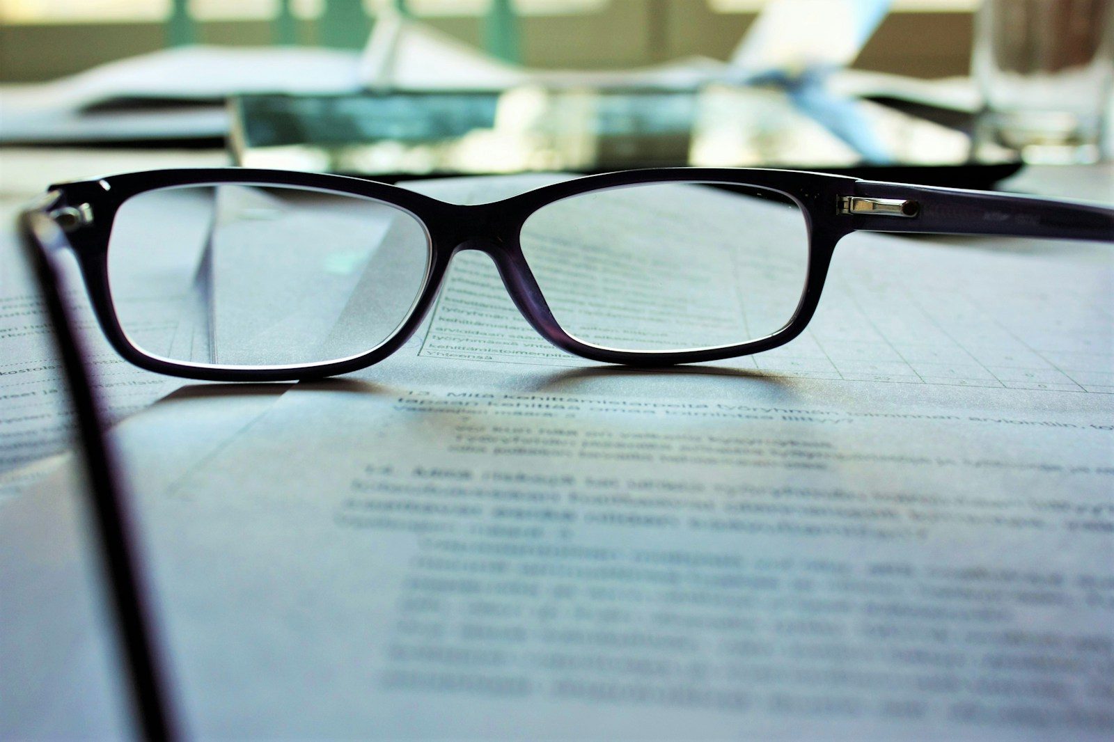 How to Read a Term Sheet Like a Lawyer: A Complete Guide